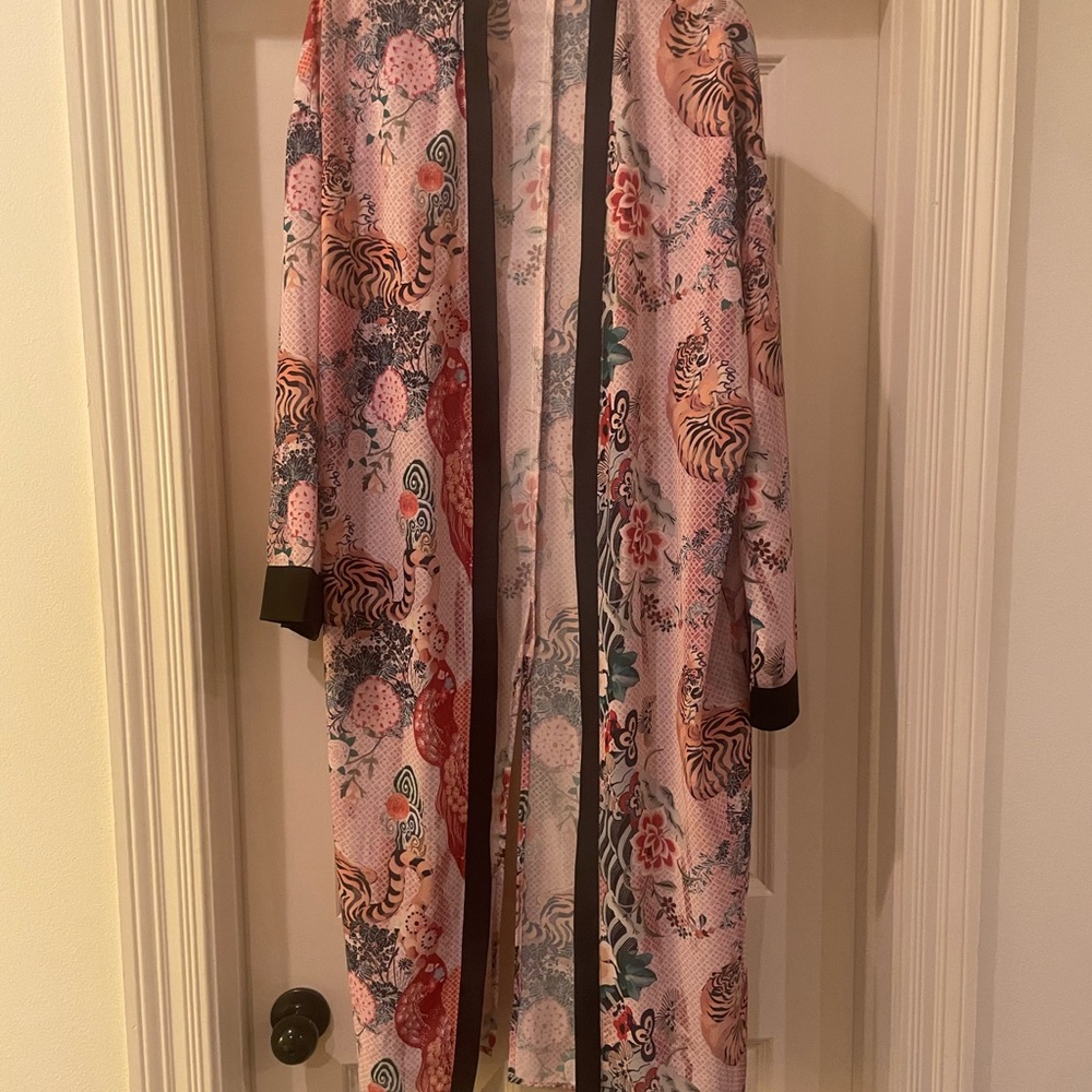 HYFVE Multicolor Floral and Tiger Print Robe